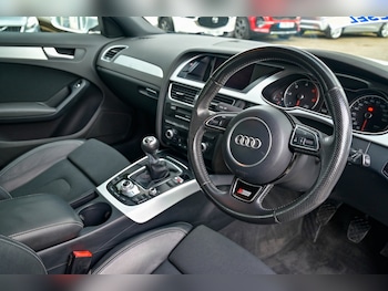 Used Audi A4 Avant 2015 for sale - 75668301: Photo