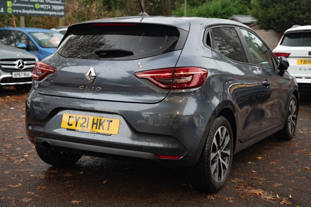 Used Renault Clio 2021 for sale - 76983569: Photo 7