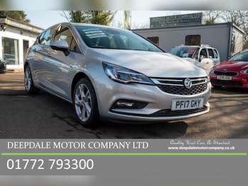 2017 (17) - 1.4 SRI NAV S/S 5DR Automatic