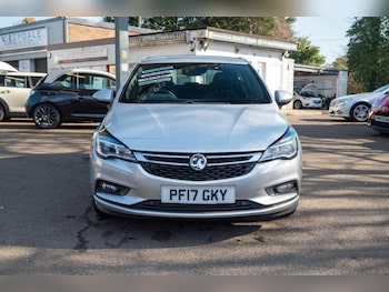 Used Vauxhall Astra 2017 for sale - 77745230: Photo