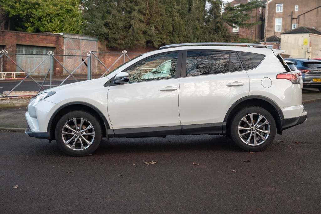 Used Toyota RAV4 2016 for sale - 77115213: Photo 6