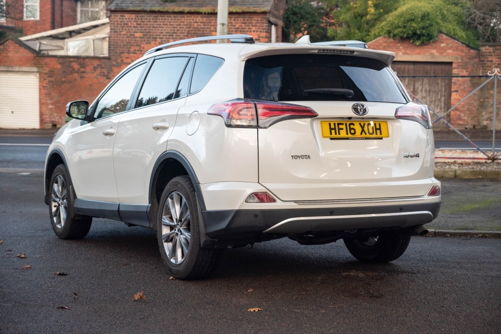 Used Toyota RAV4 2016 for sale - 77115213: Photo 8