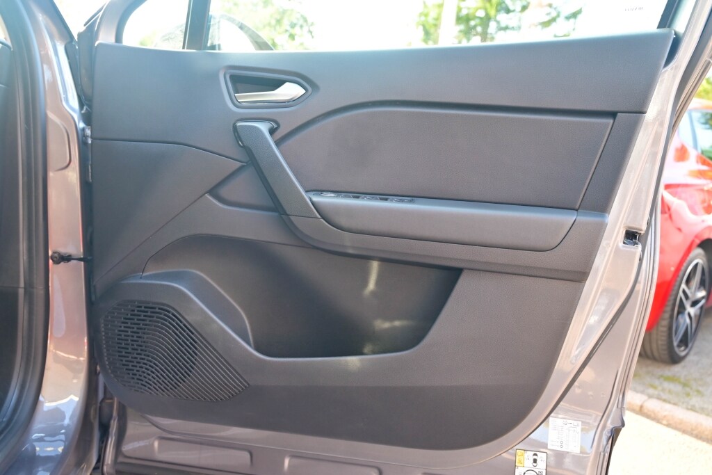 Used Renault Captur 2020 for sale - 76070555: Photo 15