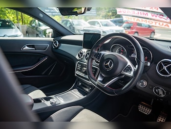 Used Mercedes-Benz GLA 2018 for sale - 79483482: Photo