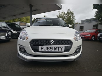 Used Suzuki Swift 2020 for sale - 75826862: Photo