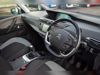 Used Citroen Grand C4 Picasso 2017 for sale - 77569309: Photo