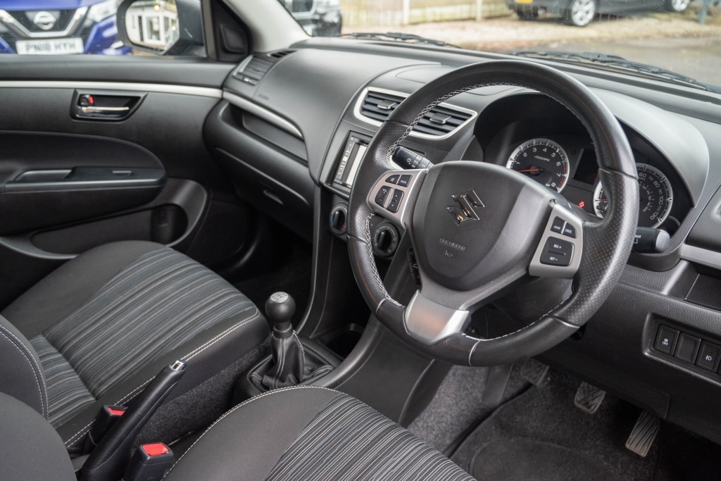 Used Suzuki Swift 2016 for sale - 77149739: Photo 4