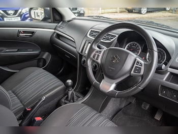 Used Suzuki Swift 2016 for sale - 77149739: Photo