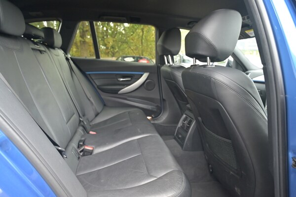 Used BMW 3 Series 2018 for sale - 76301211: Photo 11