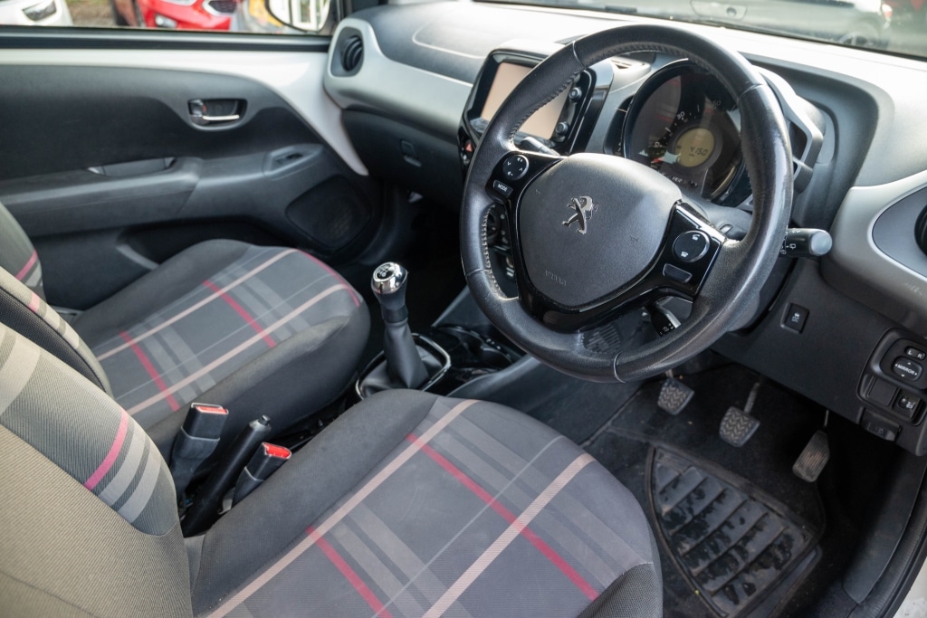 Used Peugeot 108 2016 for sale - 77777427: Photo 18