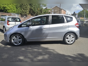 Used Honda Jazz 2014 for sale - 79386464: Photo