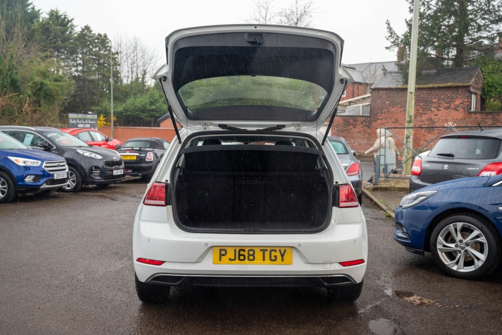 Used Volkswagen Golf 2018 for sale - 77998815: Photo 14