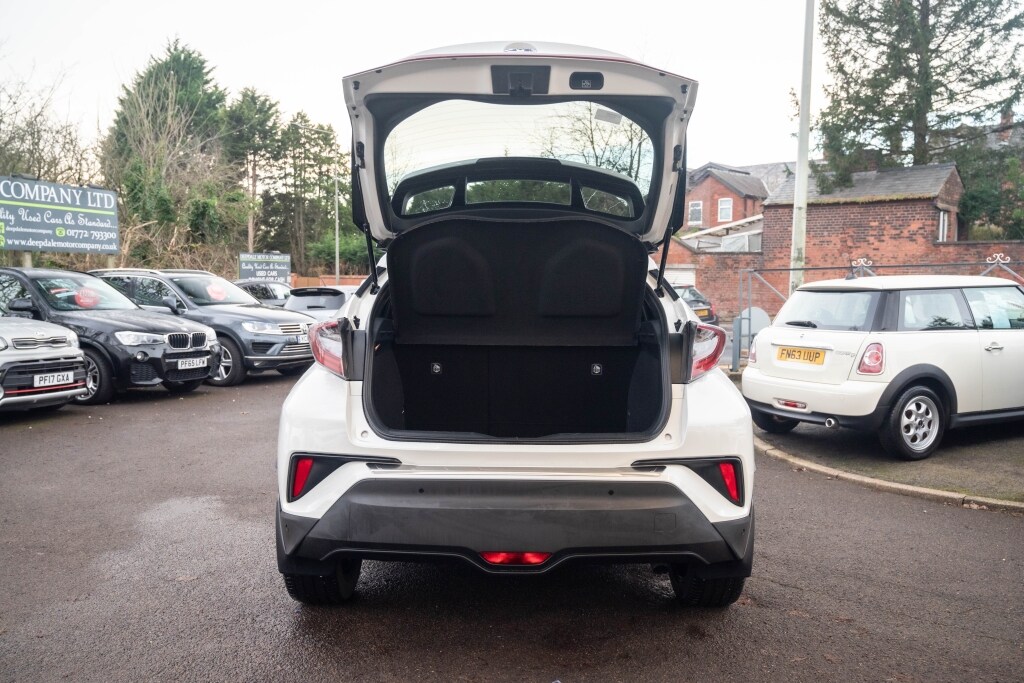 Used Toyota C-HR 2019 for sale - 77208799: Photo 17