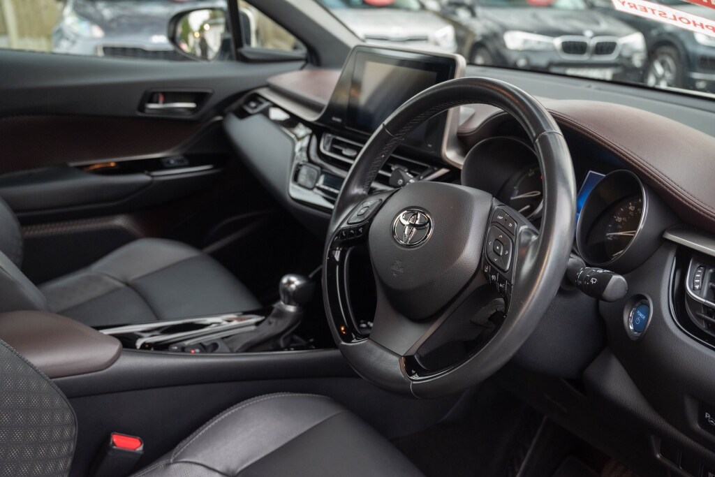 Used Toyota C-HR 2019 for sale - 77208799: Photo 4