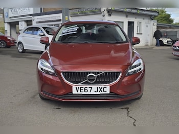 Used Volvo V40 2017 for sale - 79290488: Photo