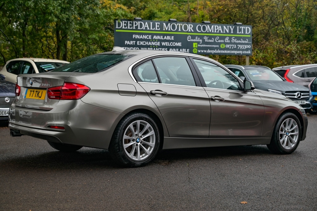 Used BMW 3 Series 2016 for sale - 76037310: Photo 12