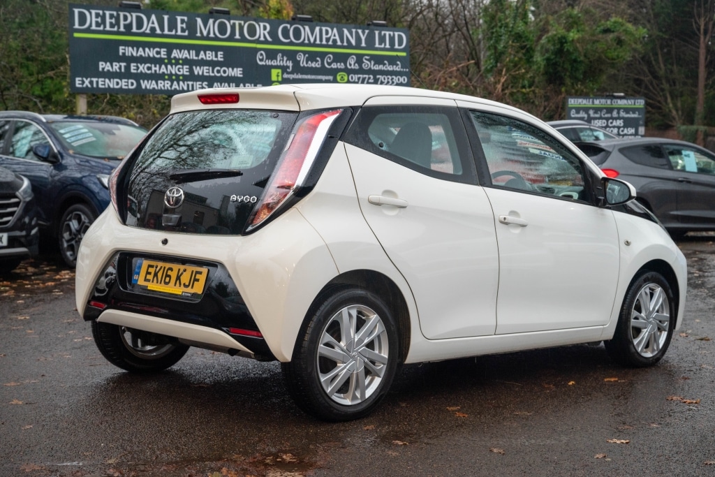 Used Toyota AYGO 2016 for sale - 76817473: Photo 11