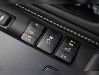 Used Toyota Auris 2016 for sale - 76970703: Photo