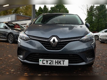 Used Renault Clio 2021 for sale - 76578442: Photo