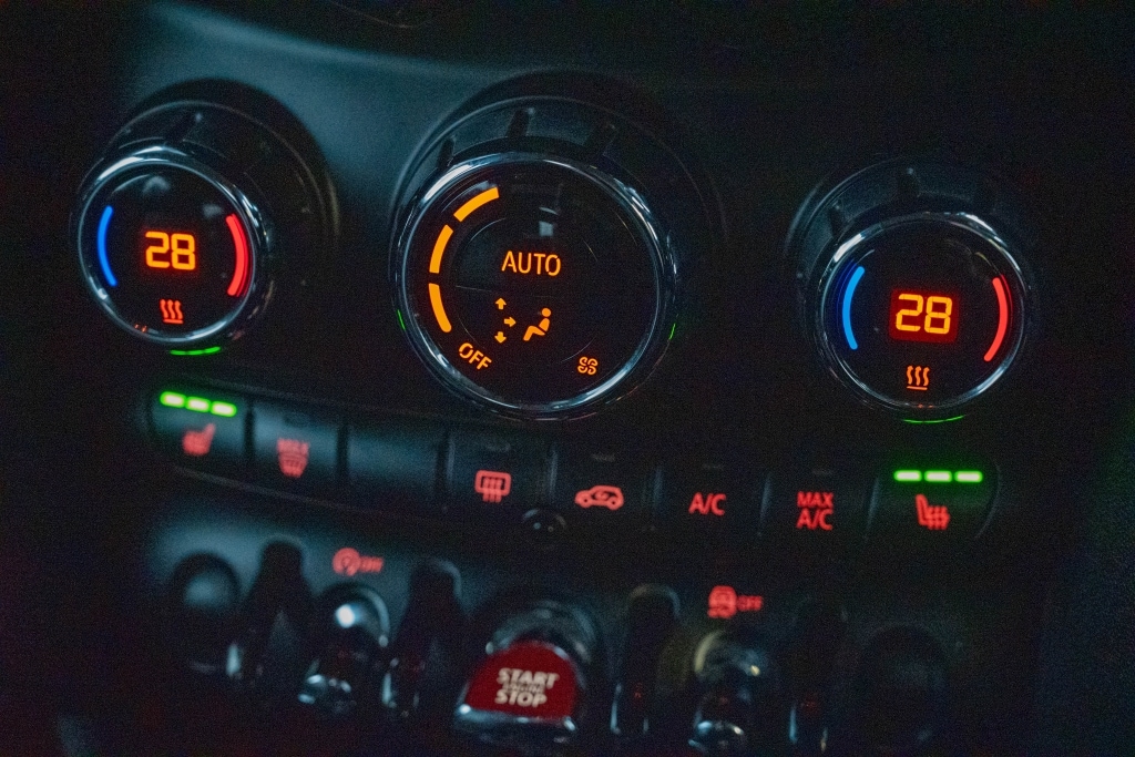 Used MINI Hatch 2019 for sale - 76817470: Photo 21