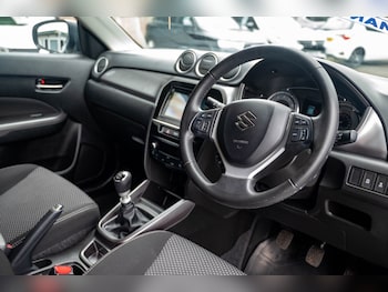 Used Suzuki Vitara 2020 for sale - 79273371: Photo