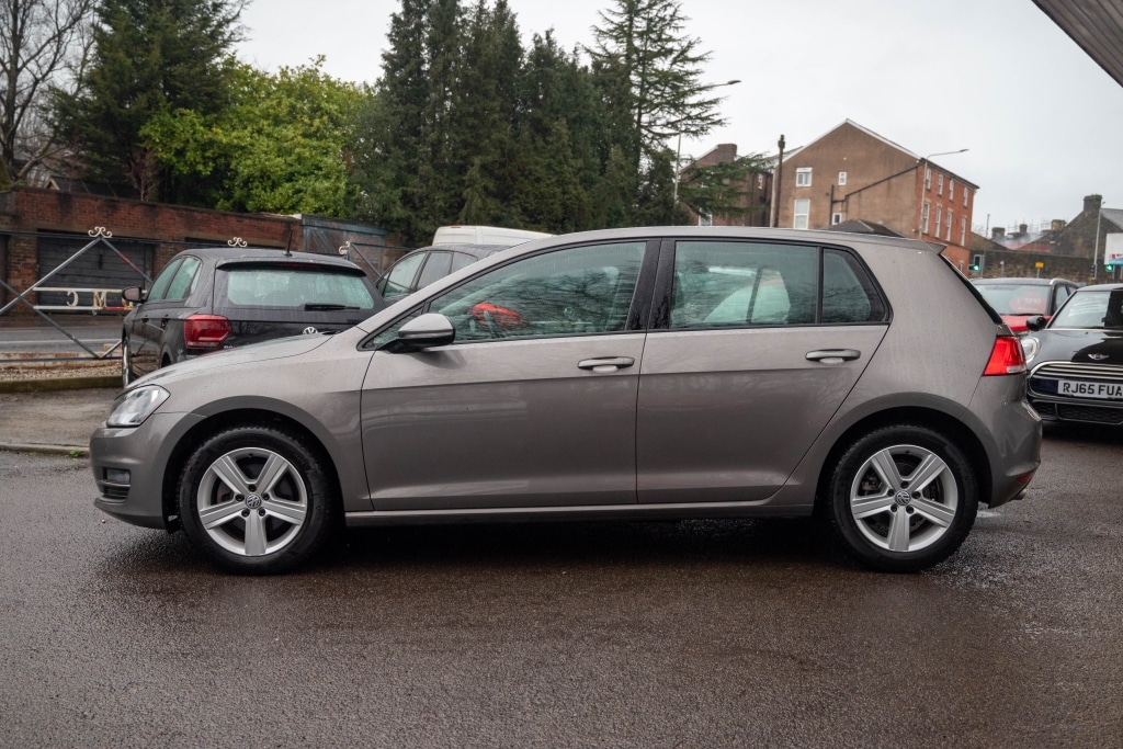 Used Volkswagen Golf 2015 for sale - 77518562: Photo 6