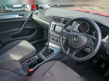 Used Volkswagen Golf 2014 for sale - 75583099: Photo