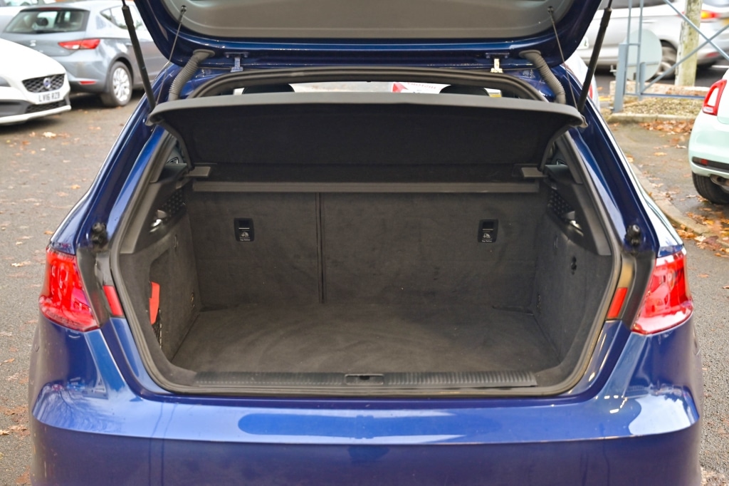 Used Audi A3 2016 for sale - 76846152: Photo 17