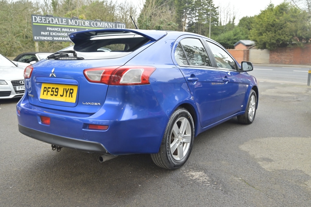 Used Mitsubishi Lancer 2010 for sale - 77652423: Photo 17