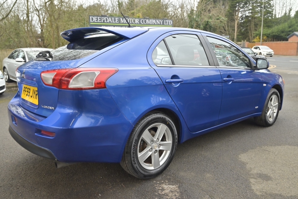 Used Mitsubishi Lancer 2010 for sale - 77652423: Photo 18