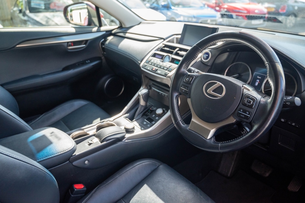 Used Lexus NX 2016 for sale - 78164536: Photo 2