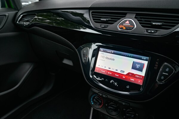 Used Vauxhall Corsa 2015 for sale - 76198652: Photo 24
