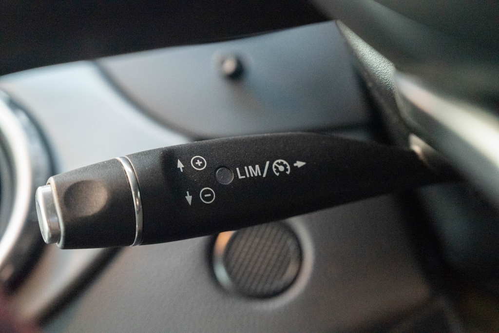 Used Mercedes-Benz GLA 2016 for sale - 76741513: Photo 2