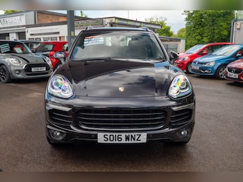 Used Porsche Cayenne 2016 for sale - 78616630: Photo