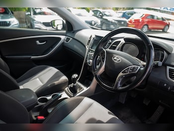 Used Hyundai i30 2016 for sale - 78669228: Photo