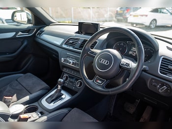 Used Audi Q3 2017 for sale - 78343691: Photo