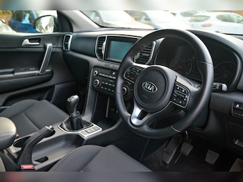 Used Kia Sportage 2016 for sale - 76365274: Photo