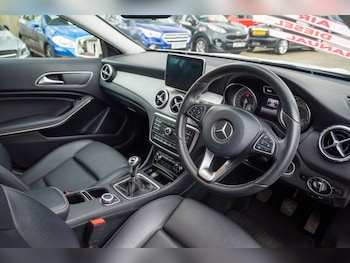 Used Mercedes-Benz GLA 2016 for sale - 78343697: Photo