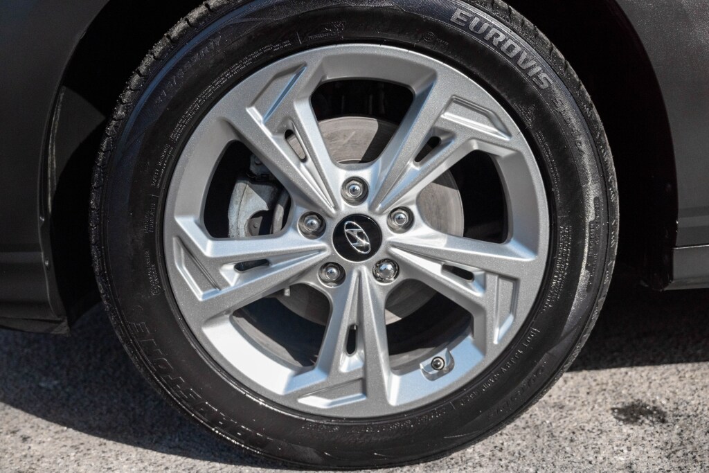 Used Hyundai KONA 2023 for sale - 77622812: Photo 12