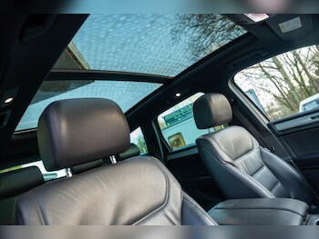 Used Volkswagen Touareg 2016 for sale - 77433896: Photo