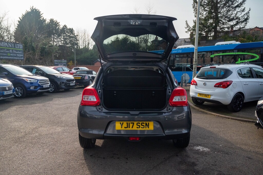 Used Suzuki Swift 2017 for sale - 77964703: Photo 15