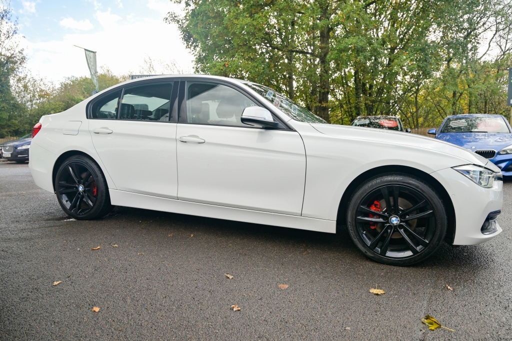 Used BMW 3 Series 2018 for sale - 76343048: Photo 10