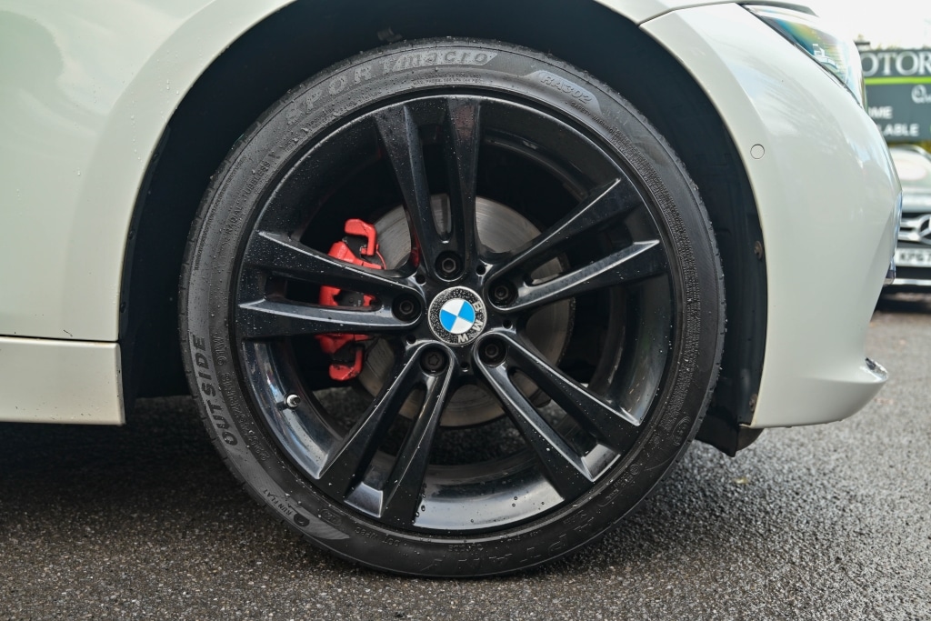 Used BMW 3 Series 2018 for sale - 76343048: Photo 11