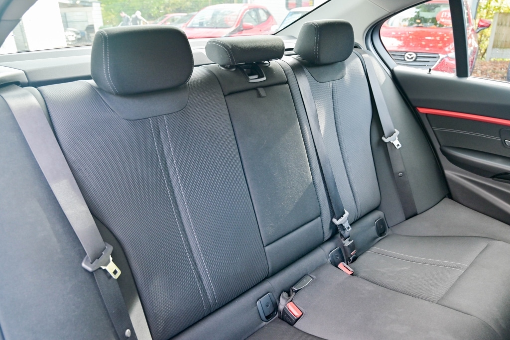 Used BMW 3 Series 2018 for sale - 76343048: Photo 18