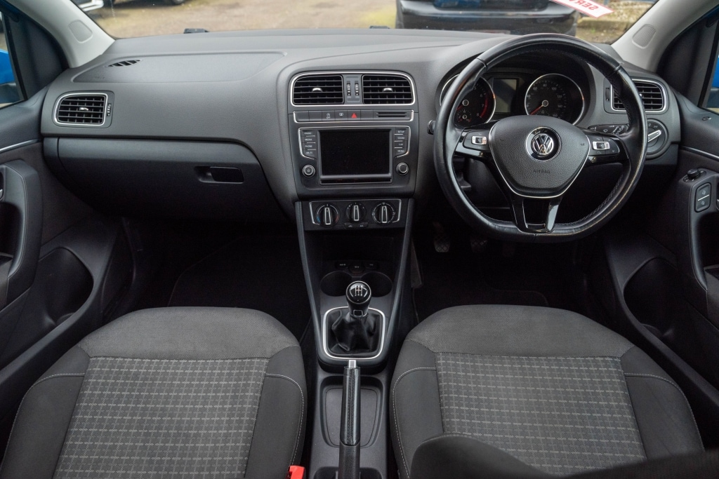 Used Volkswagen Polo 2015 for sale - 77797721: Photo 18
