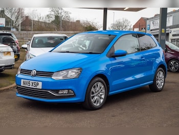 Used Volkswagen Polo 2015 for sale - 77797721: Photo