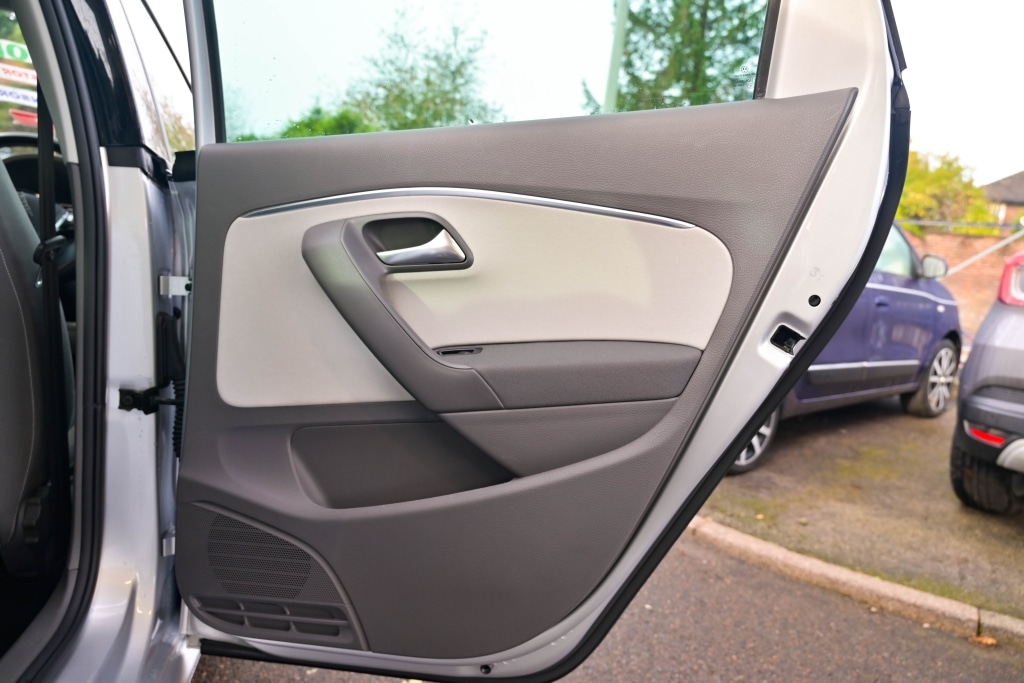 Used Volkswagen Polo 2015 for sale - 76414025: Photo 18