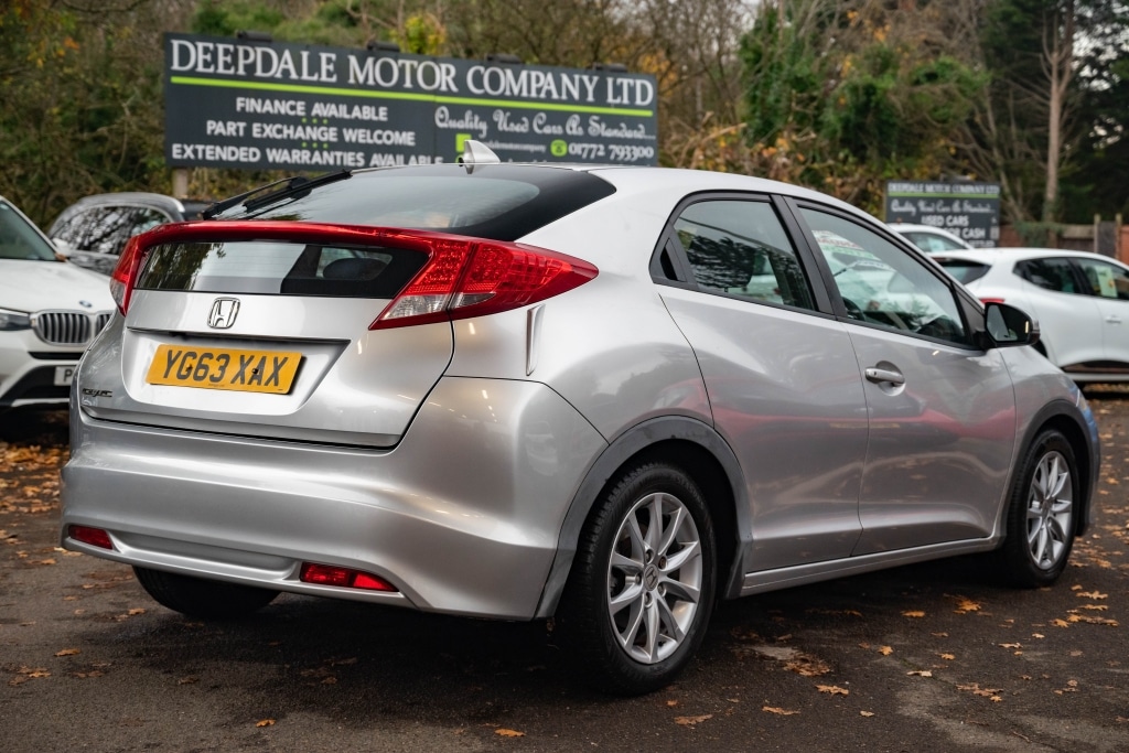 Used Honda Civic 2013 for sale - 76511088: Photo 9