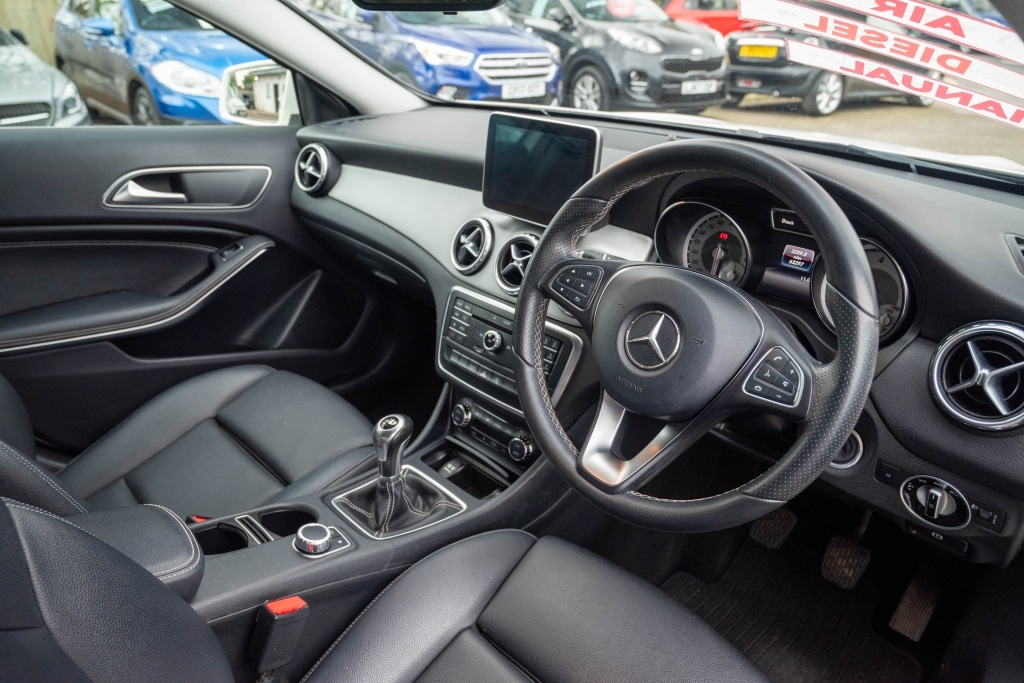 Used Mercedes-Benz GLA 2016 for sale - 77985158: Photo 2