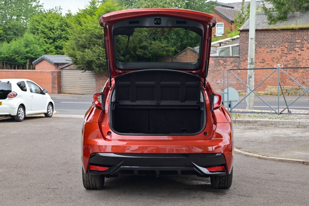 Vehicle 21